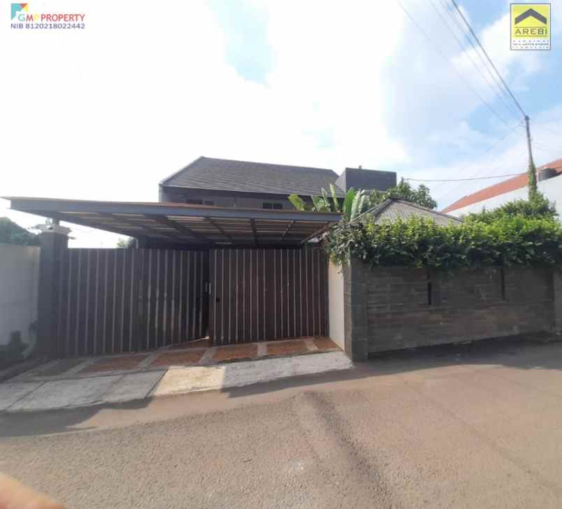 dijual rumah cipayung