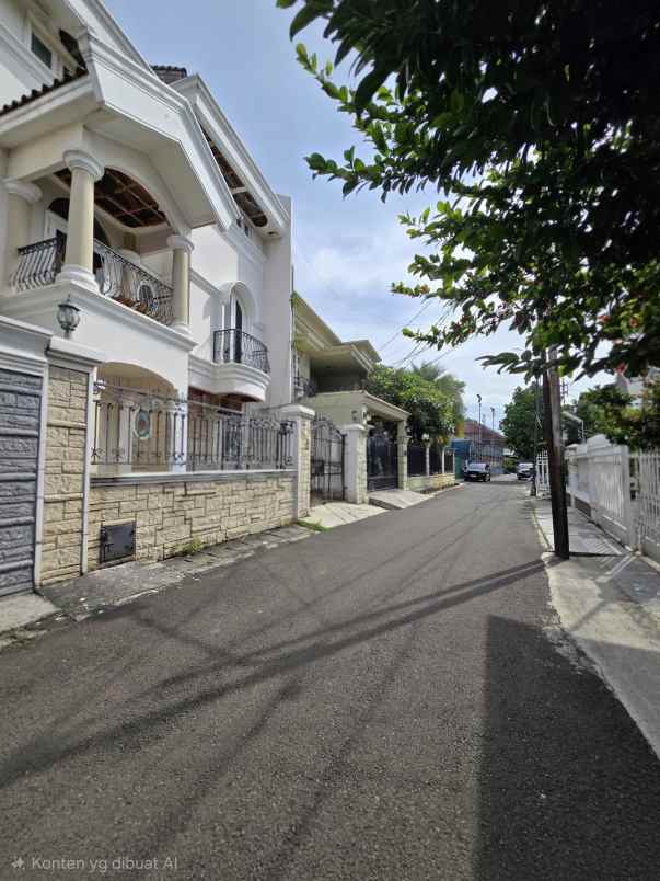 dijual rumah cipinang elok jatinegara