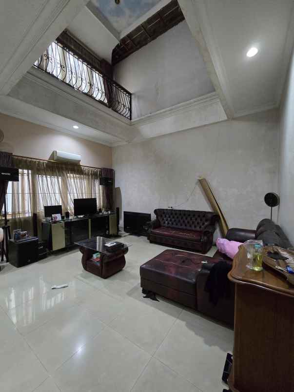 dijual rumah cipinang elok jatinegara