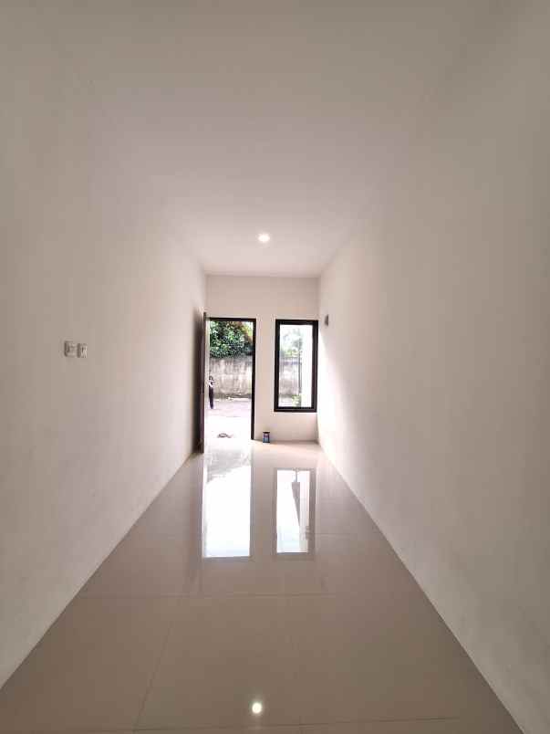 dijual rumah ciputat tangsel