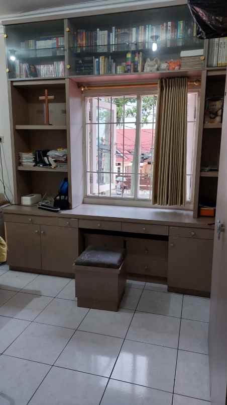 dijual rumah citra garden 2