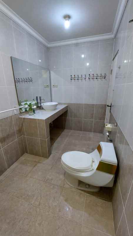 dijual rumah citra garden 2