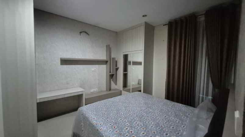 dijual rumah citraland