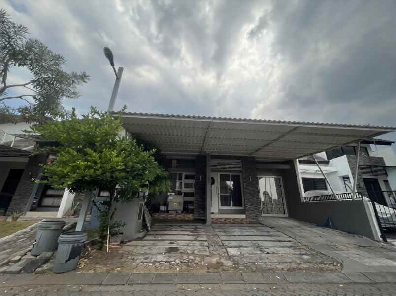 dijual rumah citraland