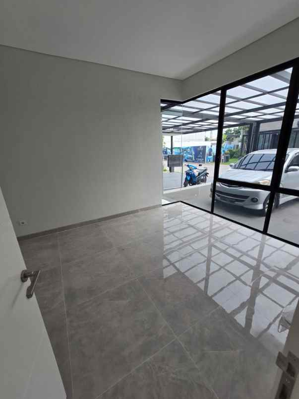dijual rumah citraland utara pelican hill