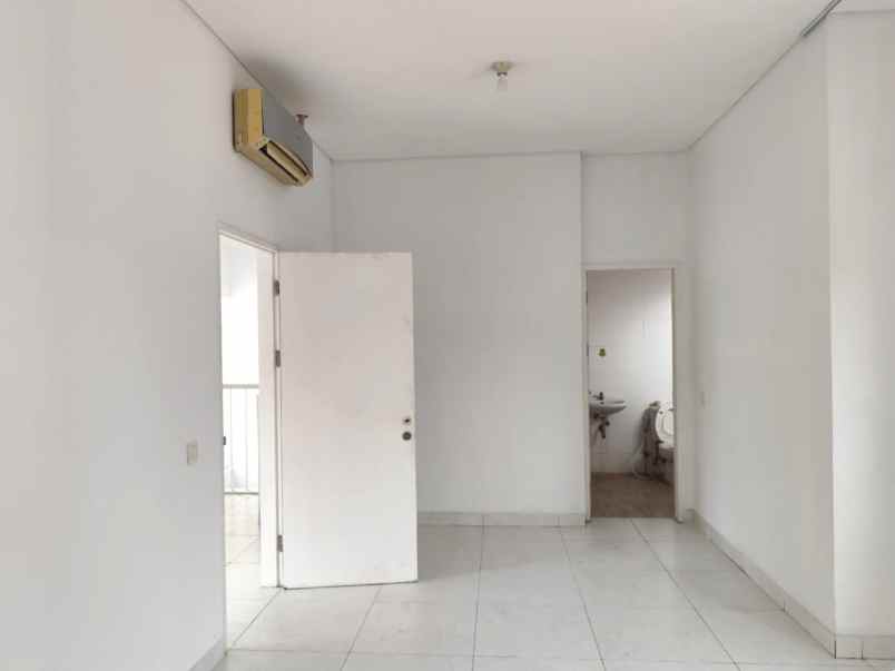 dijual rumah cluster alamanda jgc