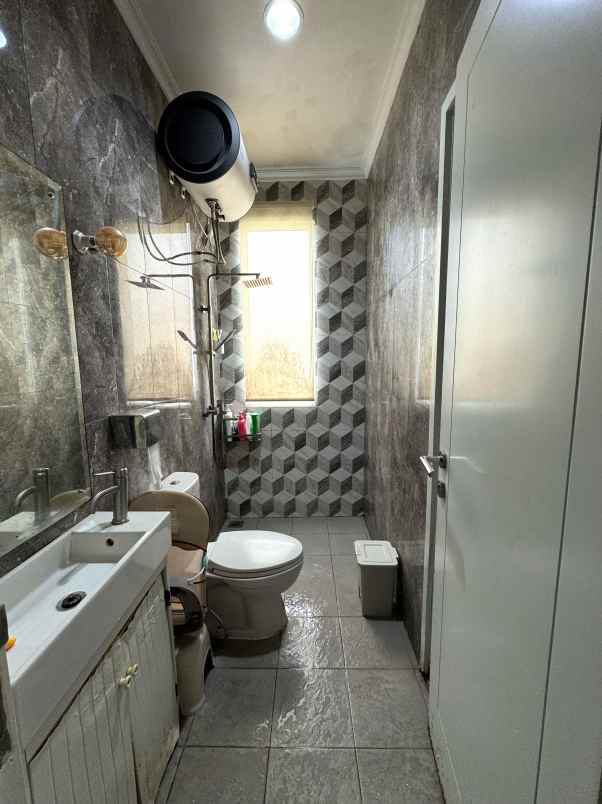 dijual rumah cluster la seine jgc