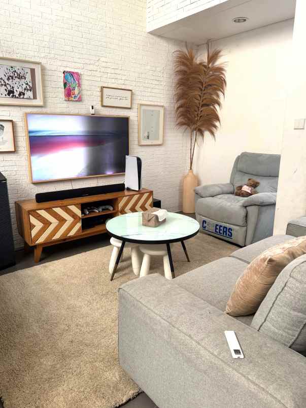 dijual rumah cluster la seine jgc