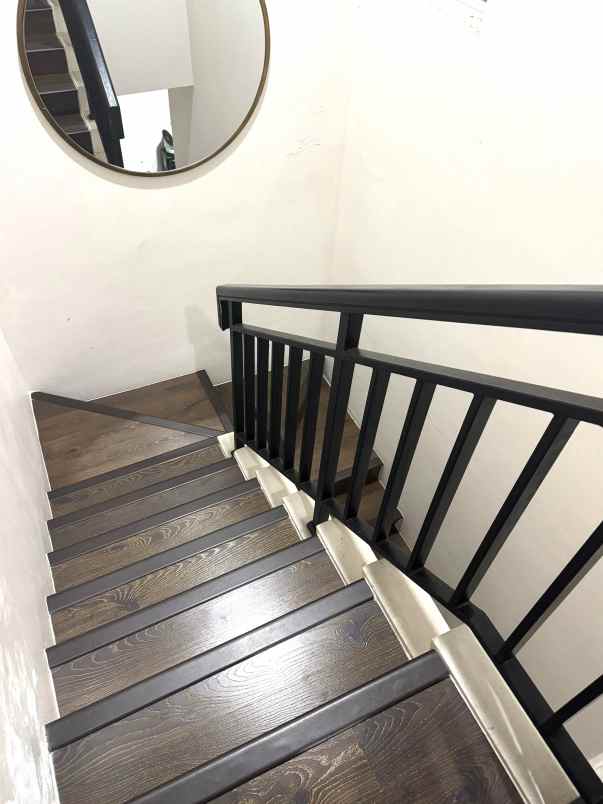 dijual rumah cluster la seine jgc