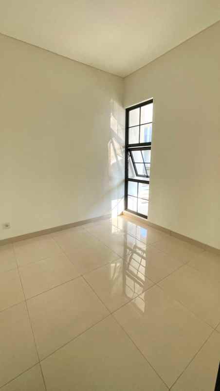 dijual rumah cluster maison de wisteria