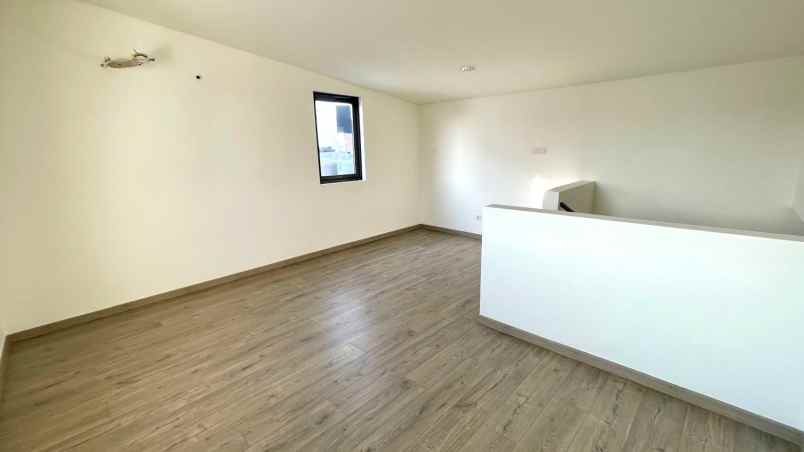 dijual rumah cluster maison de wisteria