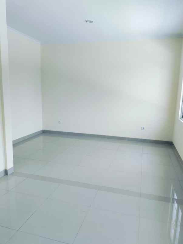 dijual rumah cluster michelia paramount