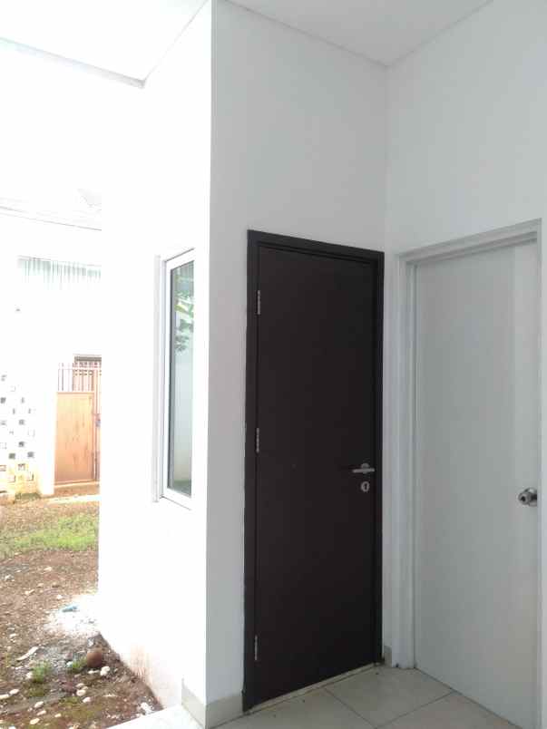 dijual rumah cluster palm spring jgc