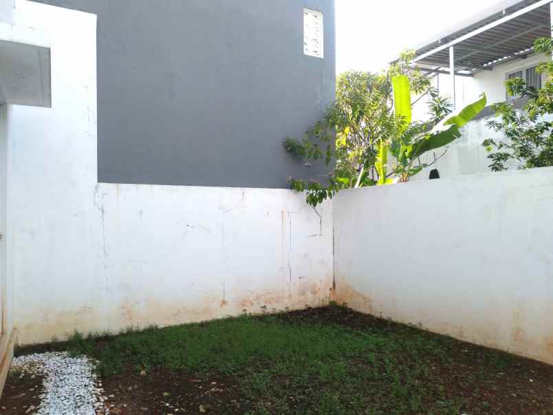 dijual rumah cluster palm spring jgc