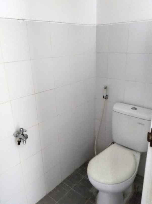 dijual rumah cluster palm spring jgc