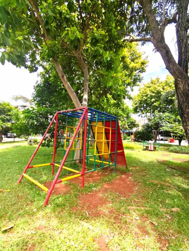 dijual rumah cluster teresta cakung