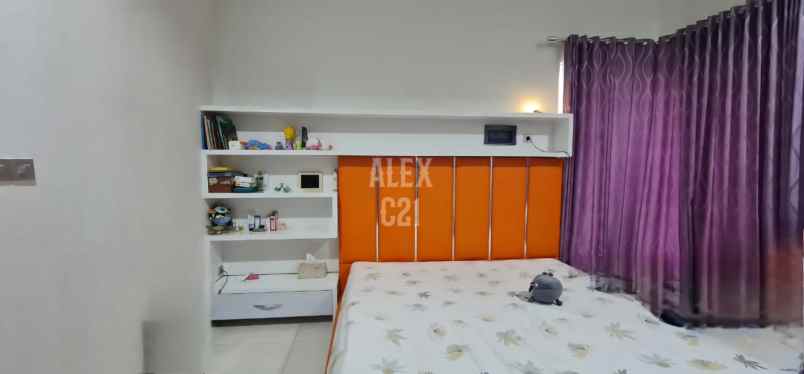 dijual rumah cluster versailles di bsd