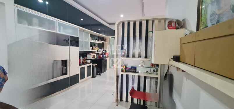 dijual rumah cluster versailles di bsd