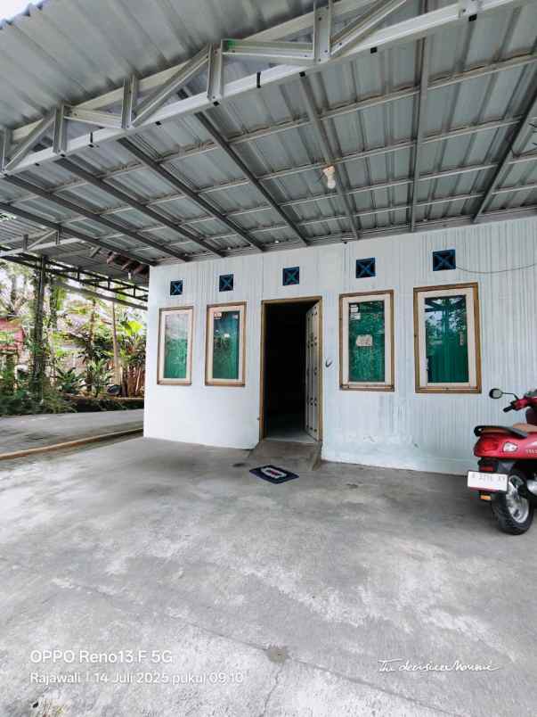 dijual rumah dekat rs nurhidayah