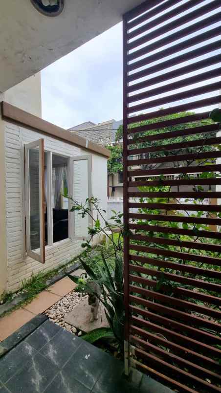 dijual rumah deltasari baru cluster