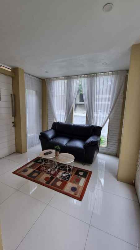 dijual rumah deltasari baru cluster