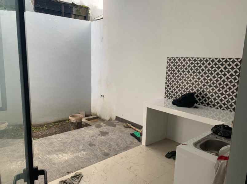 dijual rumah dengan harga bersaing di kalasan