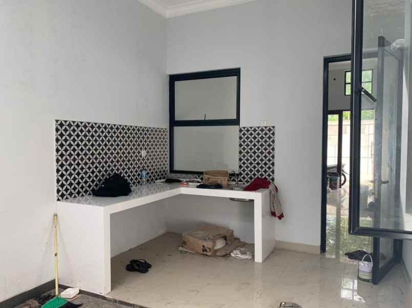 dijual rumah dengan harga bersaing di kalasan