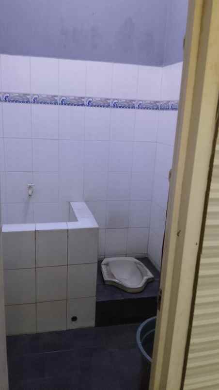 dijual rumah dengan tanah luas dikaliabang