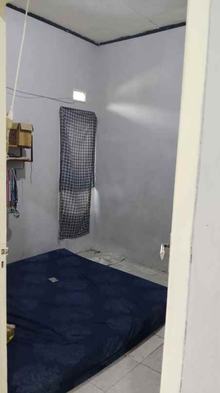 dijual rumah dengan tanah luas dikaliabang
