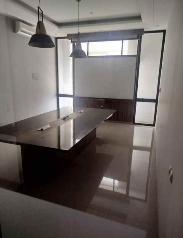 dijual rumah dharmahusada indah