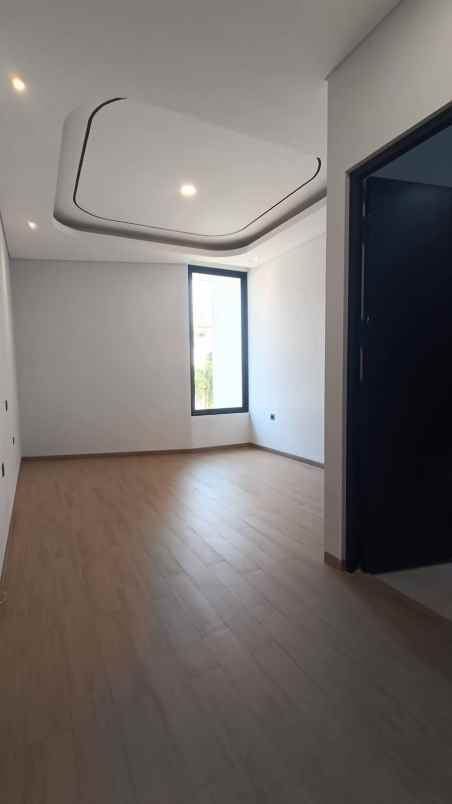 dijual rumah dharmahusada mas