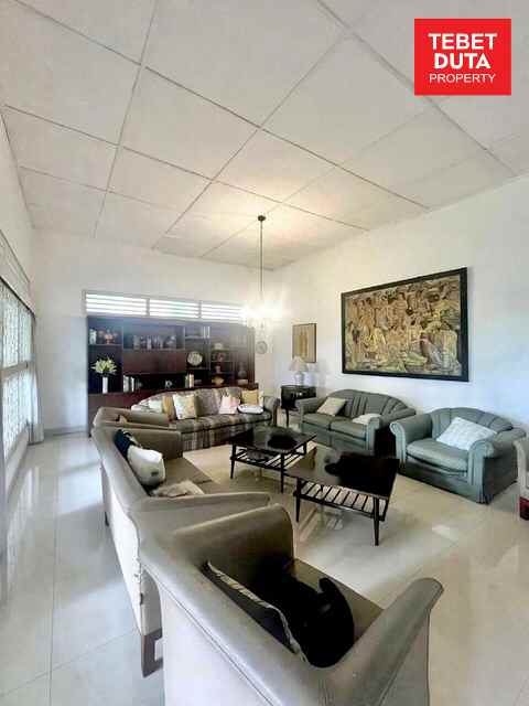 dijual rumah dharmawangsa kebayoran baru
