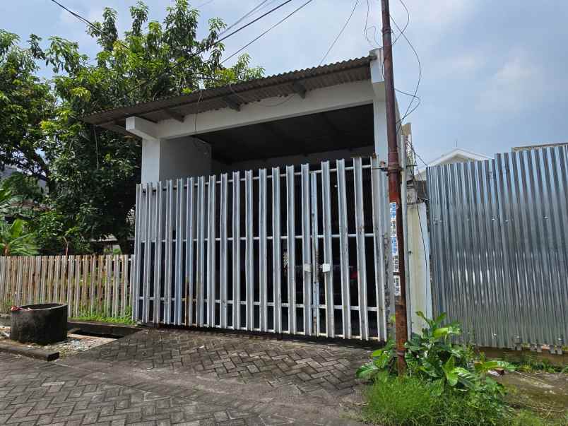 dijual rumah di bhakti husada surabaya