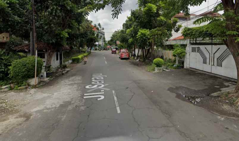 dijual rumah di jalan serayu surabaya