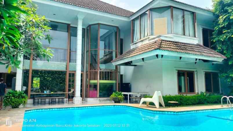 dijual rumah di jl cpete utara jakarta selatan