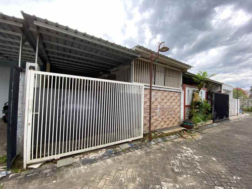 dijual rumah di pakis dekat dengan bandara dan tol