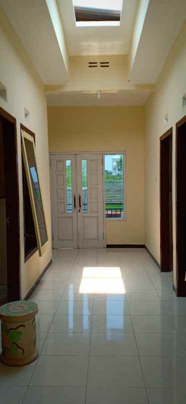 dijual rumah dinoyo