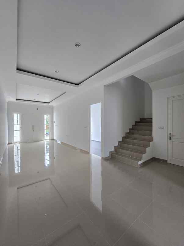 dijual rumah duren sawit