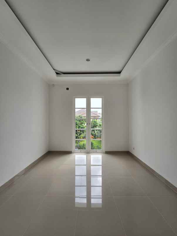 dijual rumah duren sawit