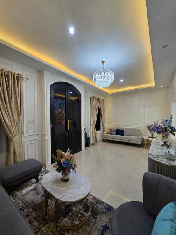 dijual rumah duren sawit