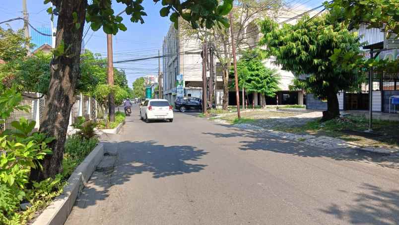 dijual rumah erlangga raya