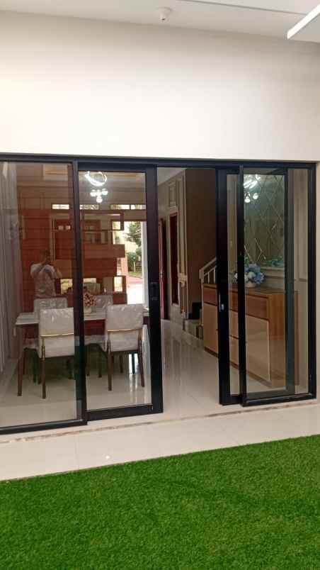 dijual rumah fulll perabotan di bedahan sawangan depok