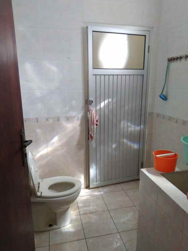 dijual rumah gading