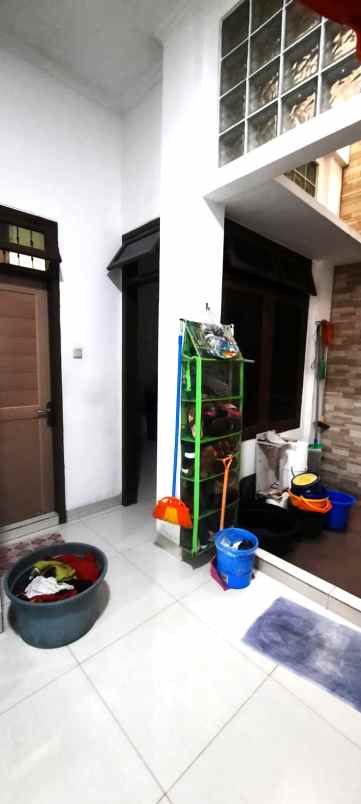 dijual rumah gading griya lestari