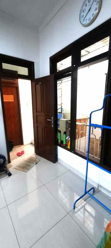 dijual rumah gading griya lestari