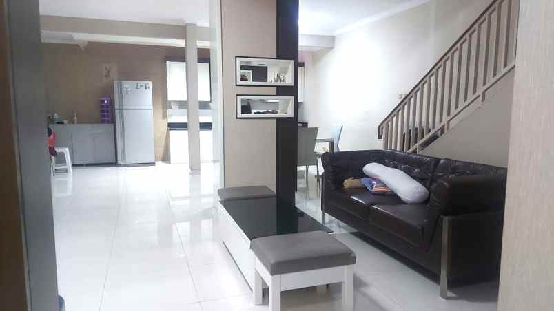 dijual rumah gading kirana kelapa gading