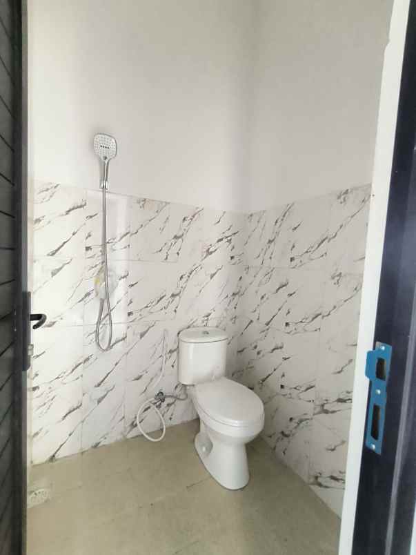 dijual rumah grand sedati regency