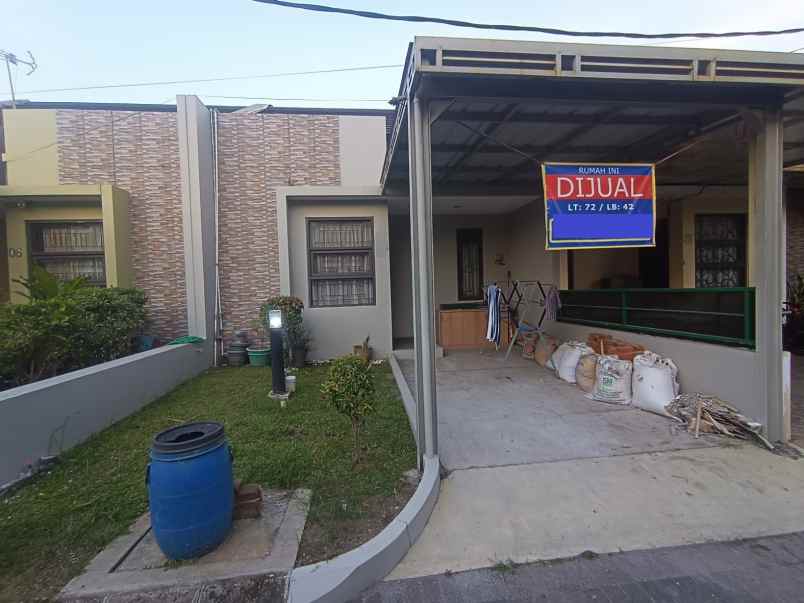 dijual rumah grand sharon