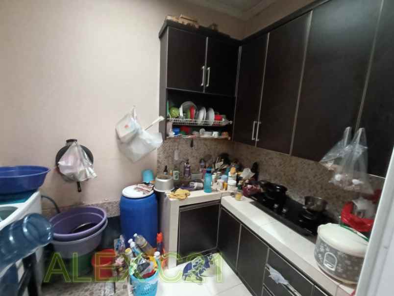 dijual rumah grand view