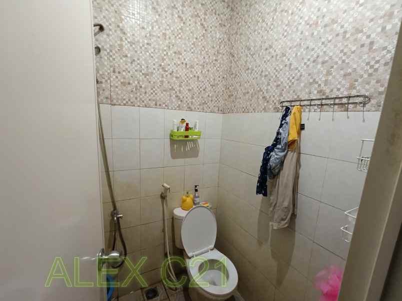 dijual rumah grand view